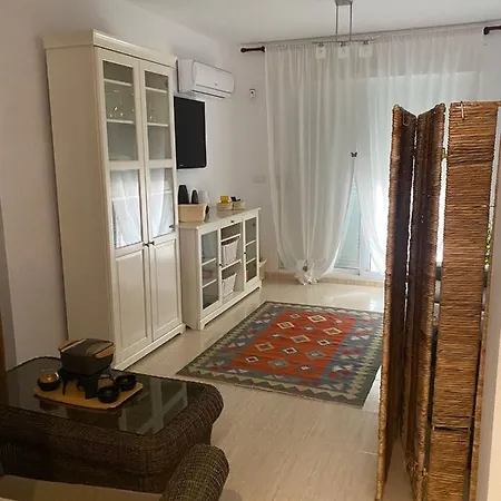 Apartment Luxury Playa Coral I In Marina Dor